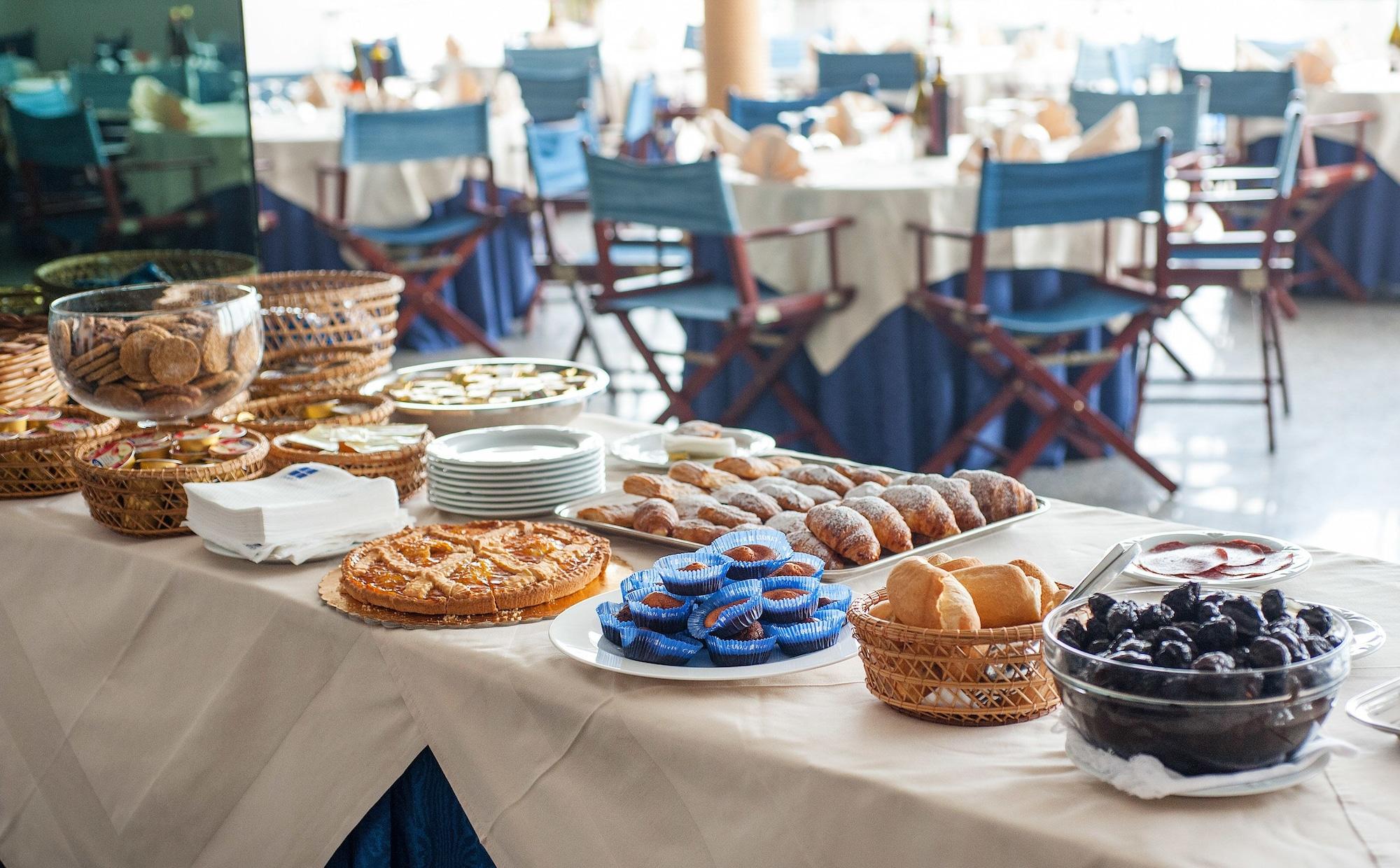 Bellavista Club-caroli Hotel 3*